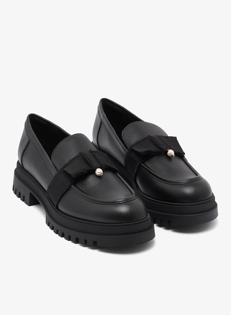ALDO Theatric Close Toe Loafers - Image 4